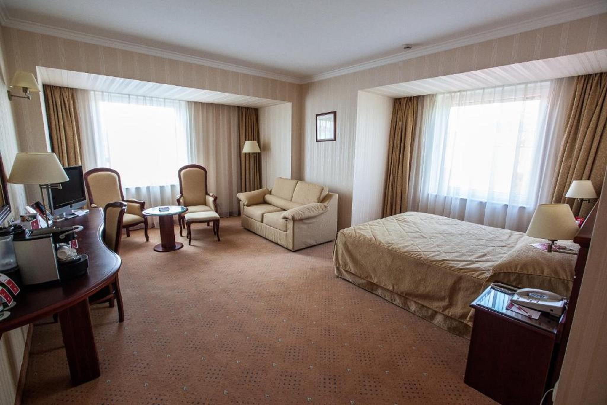 Ramada Hotel & Suites By Wyndham Bucharest North Luaran gambar