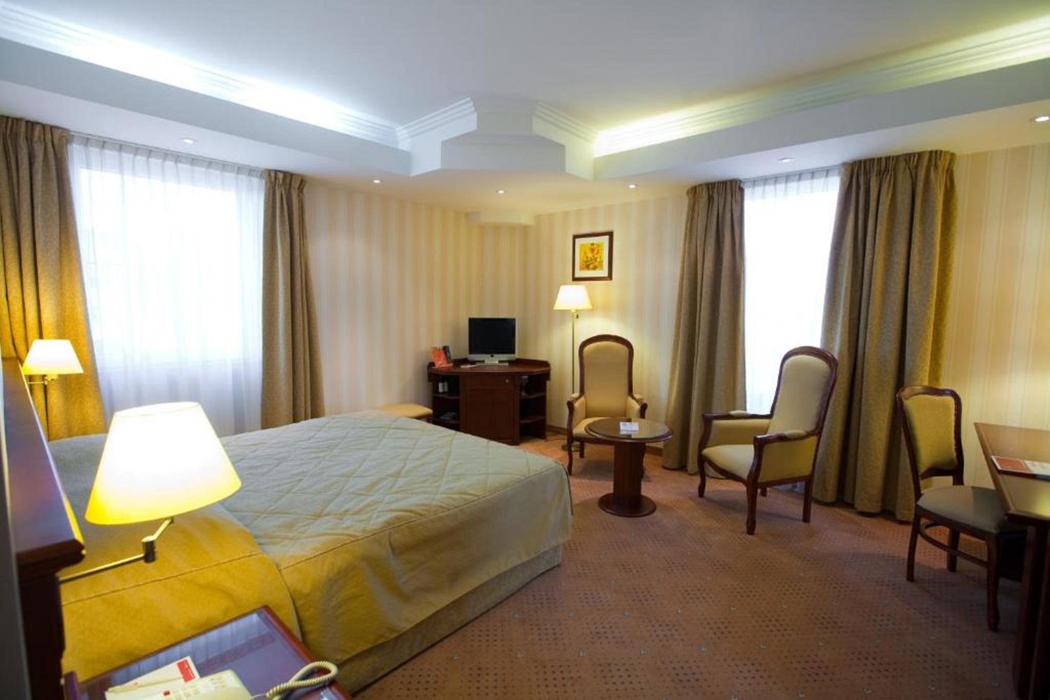 Ramada Hotel & Suites By Wyndham Bucharest North Luaran gambar